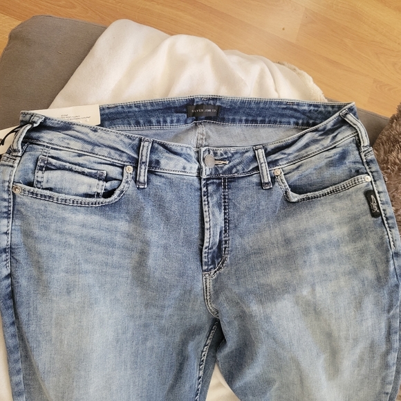 Silver Jeans Co. Slim boot midrise curvy brandnew - Picture 2 of 5